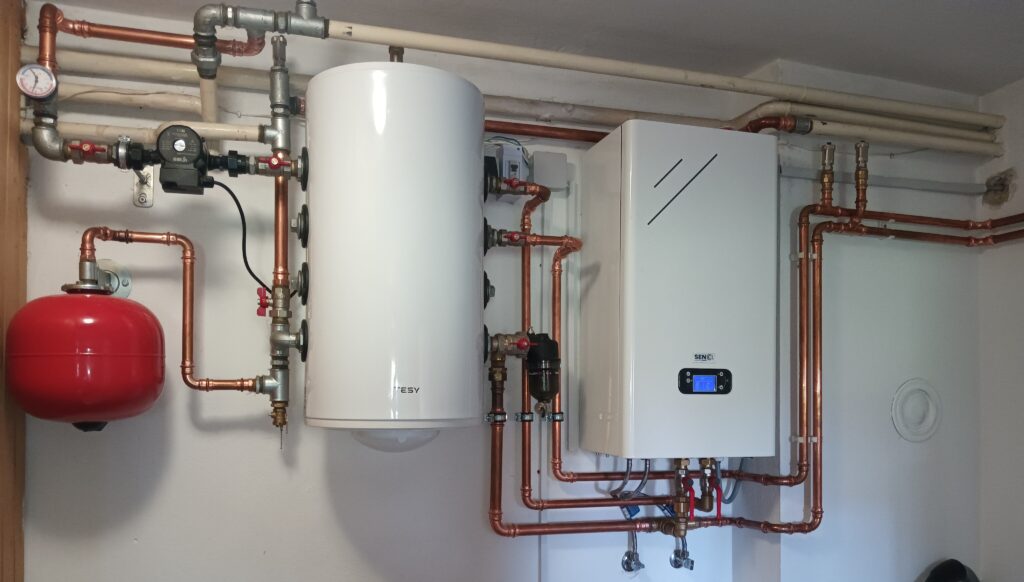 Ugrađen kombinirani el bojler, a postoječi plinski bojler može raditi istovremeno po potrebi